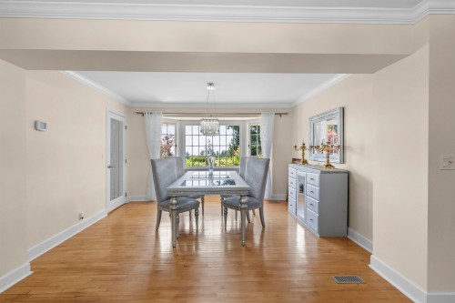 875 Greenwood Road, West Vancouver, BC - Indoor