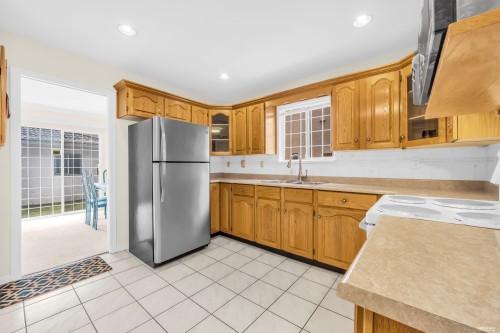 1268 Nanaimo Street, Vancouver, BC - Indoor Photo Showing Kitchen With Double Sink