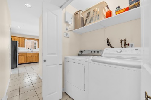 1268 Nanaimo Street, Vancouver, BC - Indoor Photo Showing Laundry Room
