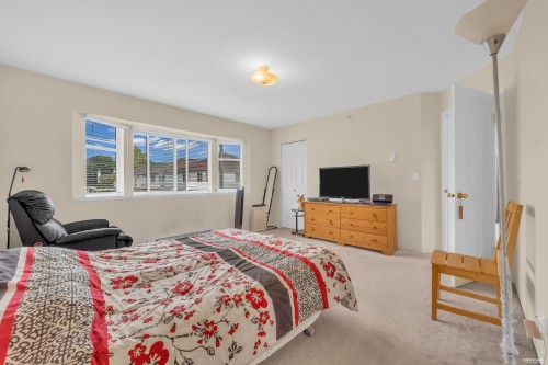 1268 Nanaimo Street, Vancouver, BC - Indoor Photo Showing Bedroom
