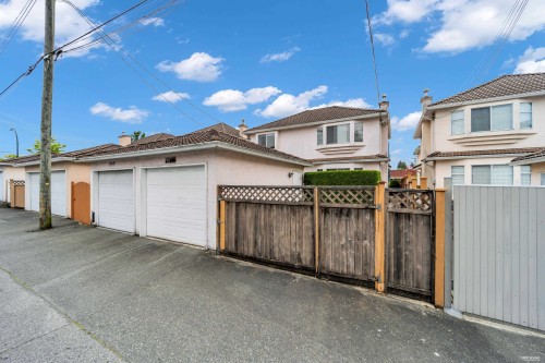 1268 Nanaimo Street, Vancouver, BC - Outdoor