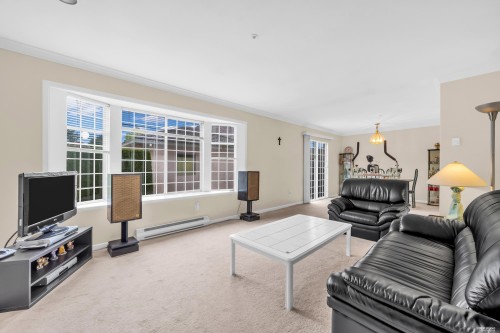1268 Nanaimo Street, Vancouver, BC - Indoor Photo Showing Living Room