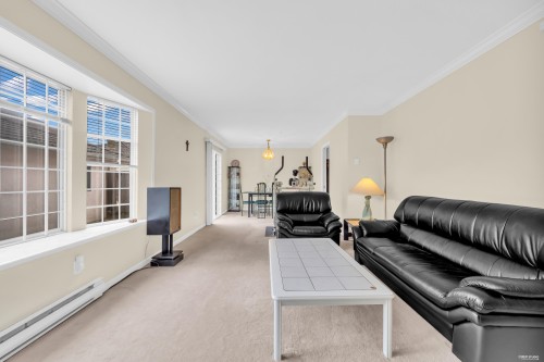 1268 Nanaimo Street, Vancouver, BC - Indoor