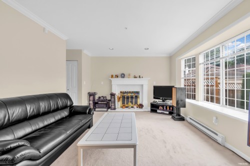 1268 Nanaimo Street, Vancouver, BC - Indoor Photo Showing Living Room With Fireplace