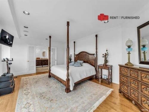 1525 Errigal Place, Vancouver, BC - Indoor Photo Showing Bedroom