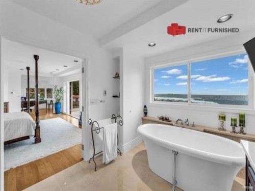 1525 Errigal Place, Vancouver, BC - Indoor Photo Showing Bathroom