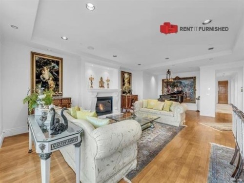 1525 Errigal Place, Vancouver, BC - Indoor Photo Showing Living Room With Fireplace