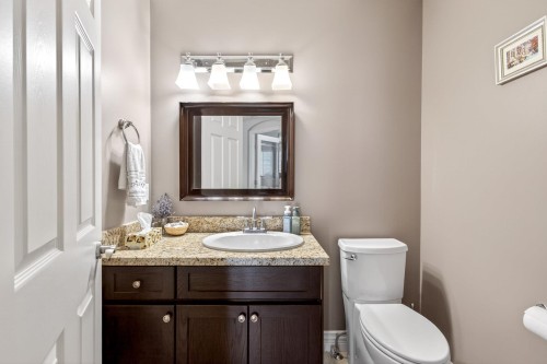 1671 Mallard Court, Coquitlam, BC - Indoor Photo Showing Bathroom