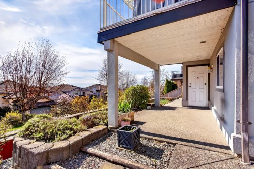 1671 Mallard Court, Coquitlam, BC - Outdoor With Exterior