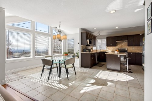 1671 Mallard Court, Coquitlam, BC - Indoor