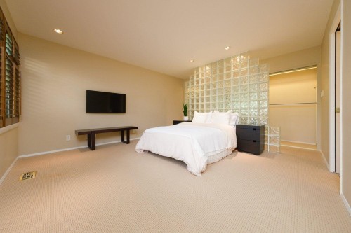 4729 Paton Street, Vancouver, BC - Indoor Photo Showing Bedroom