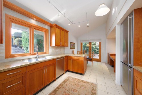 4729 Paton Street, Vancouver, BC - Indoor Photo Showing Kitchen With Double Sink