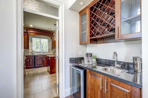 8151 Dalemore Road, Richmond, BC - Indoor Photo Showing Kitchen With Double Sink