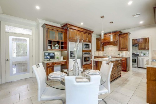 8151 Dalemore Road, Richmond, BC - Indoor