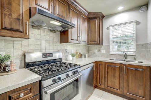8151 Dalemore Road, Richmond, BC - Indoor Photo Showing Kitchen With Double Sink