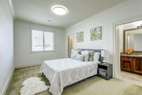8151 Dalemore Road, Richmond, BC - Indoor Photo Showing Bedroom