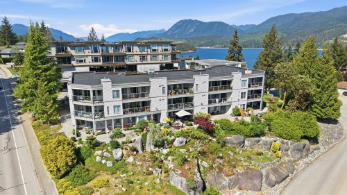 302-5780 Trail Avenue, Sechelt, BC 