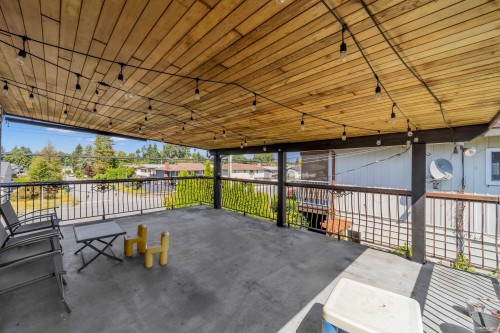 970 Duthie Avenue, Burnaby, BC - Outdoor With Exterior