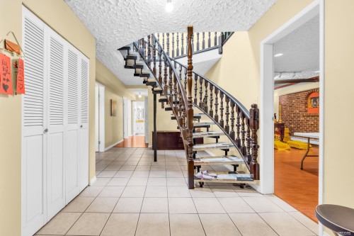 970 Duthie Avenue, Burnaby, BC - Indoor Photo Showing Other Room