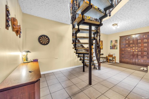 970 Duthie Avenue, Burnaby, BC - Indoor Photo Showing Other Room