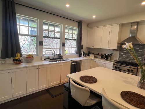 3497 David Avenue, Coquitlam, BC - Indoor Photo Showing Kitchen With Double Sink