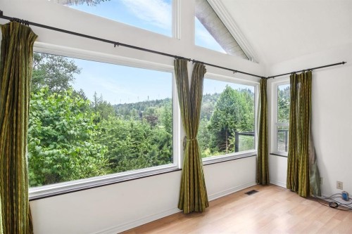 1890 Charles Street, Port Moody, BC - Indoor Photo Showing Other Room