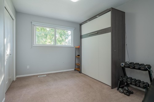 5079 Walker Avenue, Delta, BC - Indoor