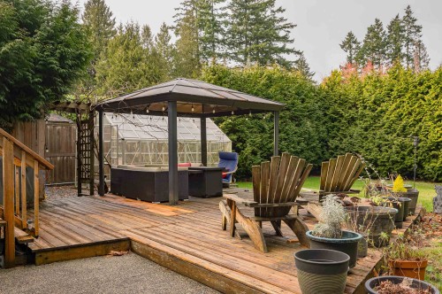 5079 Walker Avenue, Delta, BC - Outdoor With Deck Patio Veranda With Backyard