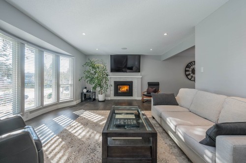 5079 Walker Avenue, Delta, BC - Indoor Photo Showing Living Room With Fireplace