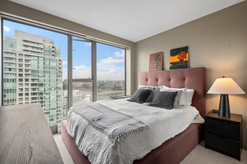 2302-1000 Beach Avenue, Vancouver, BC - Indoor Photo Showing Bedroom