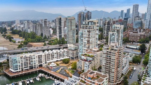2302-1000 Beach Avenue, Vancouver, BC - Outdoor With View