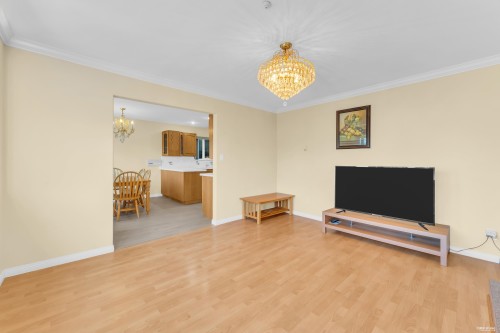 2866 44Th Avenue E, Vancouver, BC - Indoor