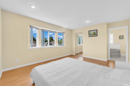 2866 44Th Avenue E, Vancouver, BC - Indoor Photo Showing Bedroom