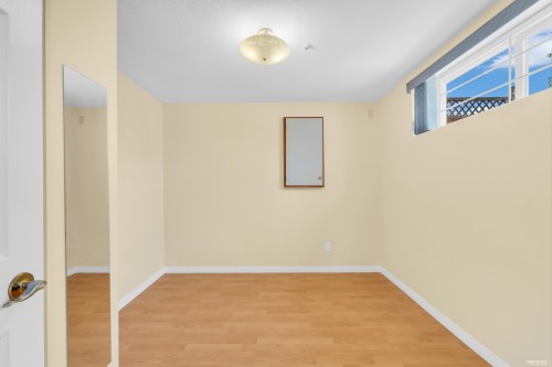2866 44Th Avenue E, Vancouver, BC - Indoor Photo Showing Other Room