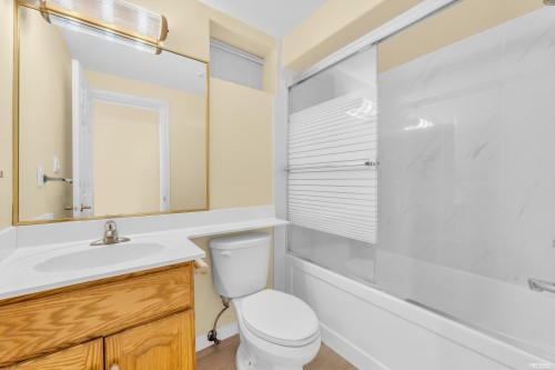 2866 44Th Avenue E, Vancouver, BC - Indoor Photo Showing Bathroom