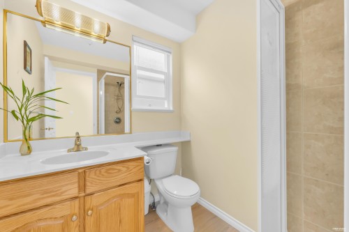 2866 44Th Avenue E, Vancouver, BC - Indoor Photo Showing Bathroom