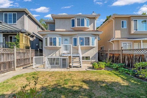 2866 44Th Avenue E, Vancouver, BC - Outdoor With Deck Patio Veranda