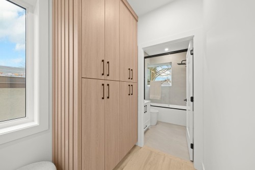 1-1967 13Th Avenue E, Vancouver, BC 