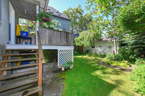 3305 6Th Avenue W, Vancouver, BC - Outdoor
