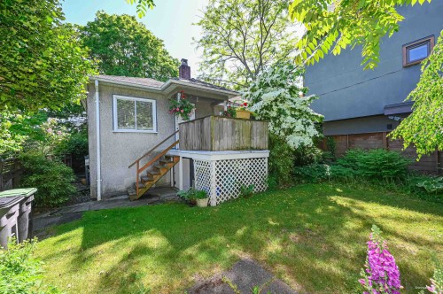 3305 6Th Avenue W, Vancouver, BC - Outdoor With Deck Patio Veranda