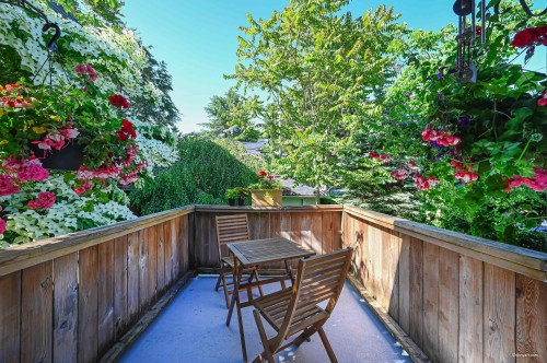 3305 6Th Avenue W, Vancouver, BC - Outdoor