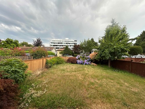 3147 8Th Avenue W, Vancouver, BC - Outdoor