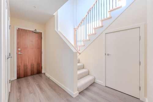 1705-8677 Capstan Way, Richmond, BC - Indoor Photo Showing Other Room