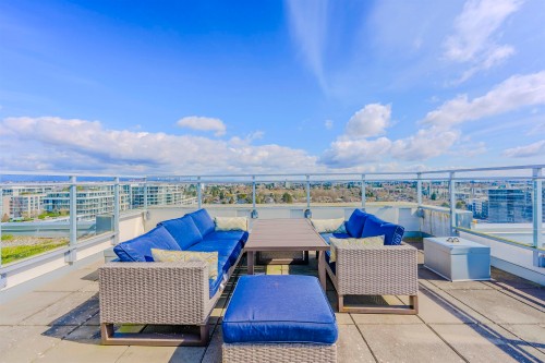 1705-8677 Capstan Way, Richmond, BC - Outdoor With View