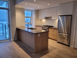 807-3430 Kent South Avenue E Vancouver, BC V5S 0G7
