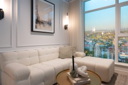 1608-4538 Dawson Street Burnaby, BC V5C 4C1