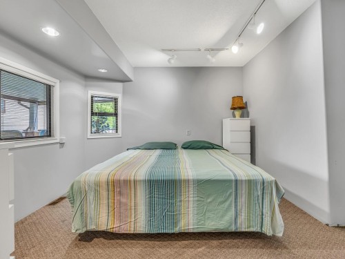 960 Porter Street, Coquitlam, BC - Indoor Photo Showing Bedroom