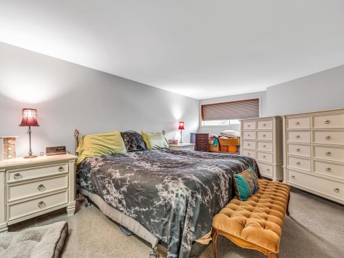 960 Porter Street, Coquitlam, BC - Indoor Photo Showing Bedroom