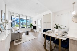 304-4963 Cambie Street  Vancouver, BC V5Z 0H5