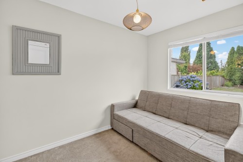 23555 108 Avenue, Maple Ridge, BC - Indoor
